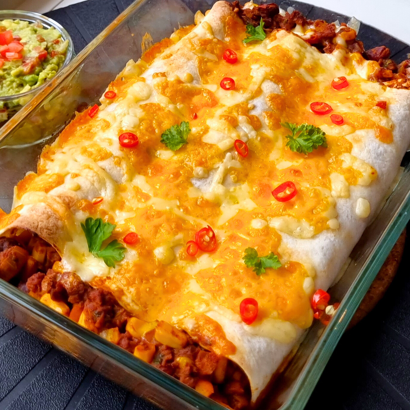 Overheerlijke burrito’s uit de oven met kidneybonen, maïs, cheddar & chilipeper (43 gram eiwit)