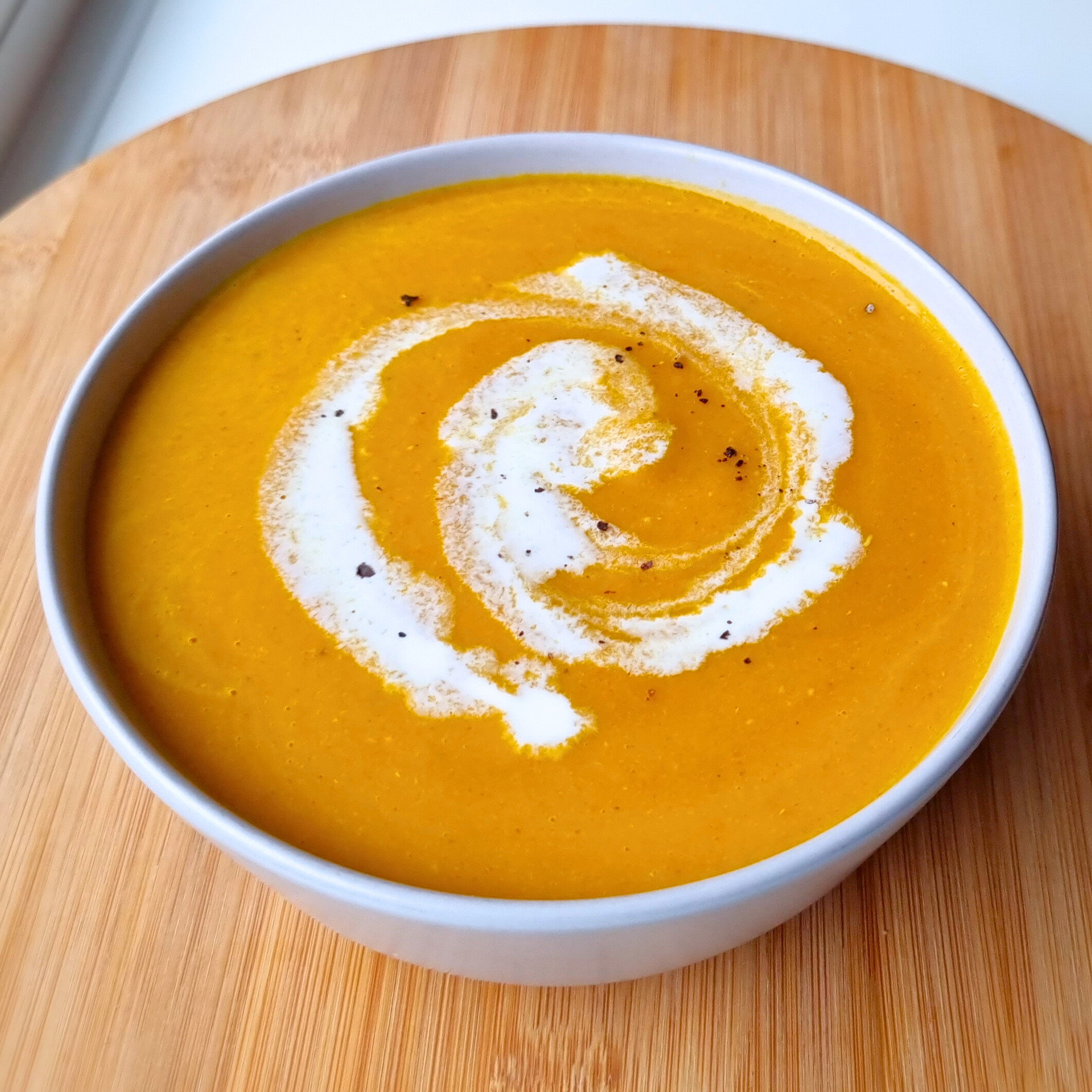 Paprika & rode linzensoep