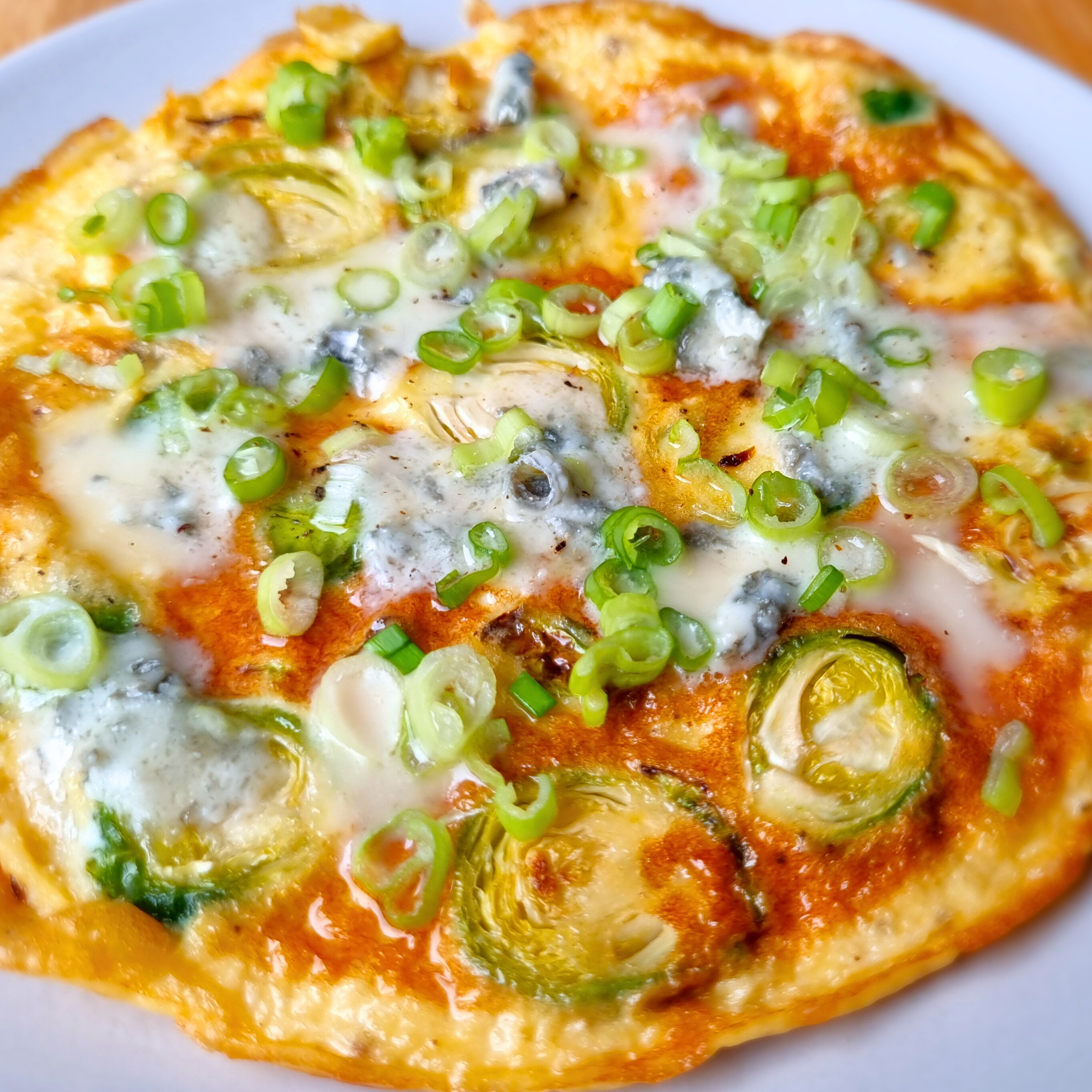 Start de dag goed en vol smaak met deze verrukkelijke vega ontbijt gordita's met gorgonzola en spruiten